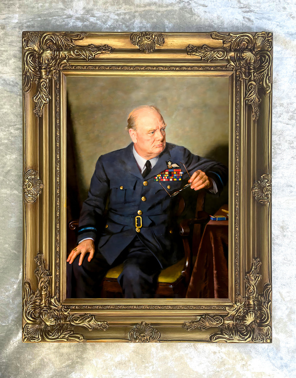 Fine Gilt Framed Lithograph of Winston Churchill