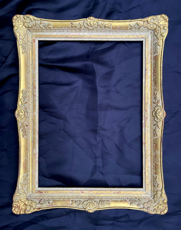 Elegant Mid/Late C20th Vintage Hand Made Ornate Gilt Wood & Gesso Gallery Picture Frame