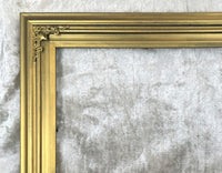 Fine Ornate Rococo Gilt Composite Gallery Picture Frame