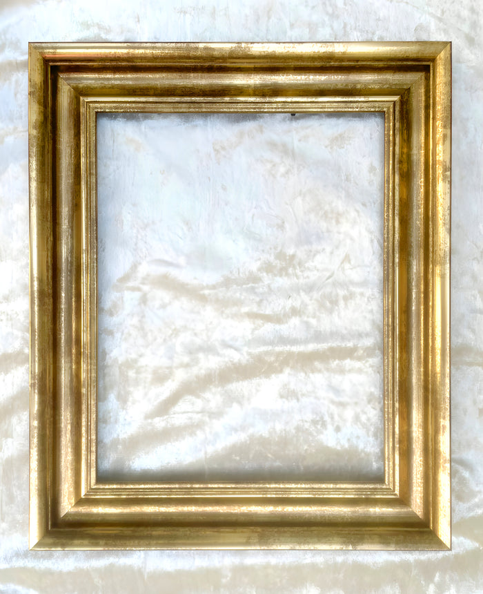 Fine Ornate Rococo Antique Gilt Composite Gallery Picture Frame